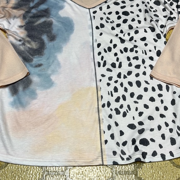 Perfect condition boutique top. - Picture 7 of 15